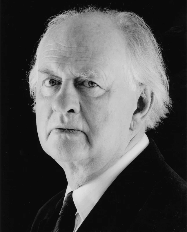 OliverFordDavies.jpg