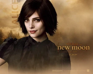 New-moon-wallpaper-alice
