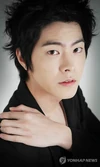 Hong Jong Hyun2
