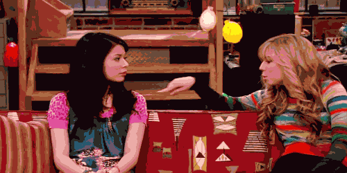 http://images3.wikia.nocookie.net/__cb20110117232821/icarly/images/b/b1/CamPoke.gif