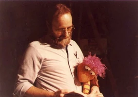 FraggleRock-Jerry-Gobo-reading