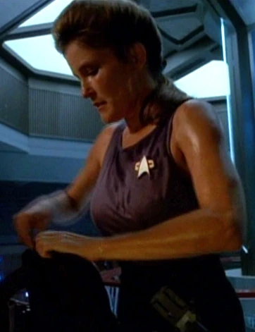 http://images3.wikia.nocookie.net/__cb20110209063011/memoryalpha/en/images/7/74/Starfleet_uniform_female_undershirt_2370s.jpg