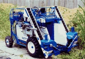 Chisholm-Ryder grape harvester