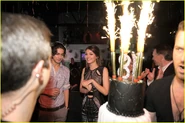 Victoria-justice-18-bday-cake