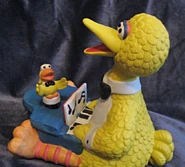 EnescoBigBirdSingMusicBox