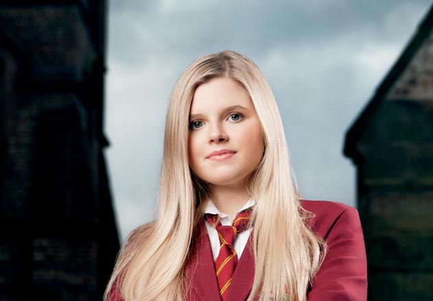 http://images3.wikia.nocookie.net/__cb20110409201002/the-house-of-anubis/images/c/c0/HoA_2_amber.jpg