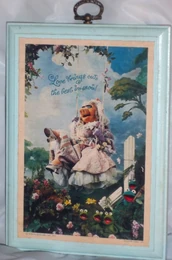Piggy swing plaque
