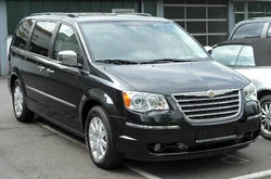 Chrysler Grand Voyager V front 20100508