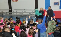 USO-Elmo&RositaEducationTour-Germany2010-Sesame 8