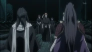 Ichigo approaches Byakuya and Senbonzakura