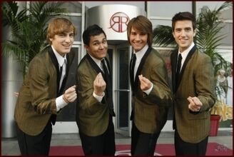 Any-kind-of-guy-you-want-big-time-rush-14972725-400-268