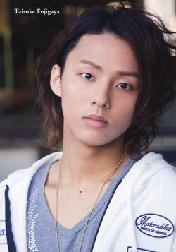 http://images3.wikia.nocookie.net/__cb20110609191420/drama/es/images/thumb/5/5e/Fujigaya_Taisuke1.jpg/250px-Fujigaya_Taisuke1.jpg