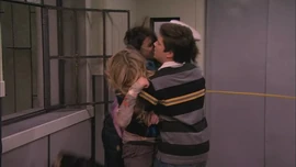 IQuit iCarly -3