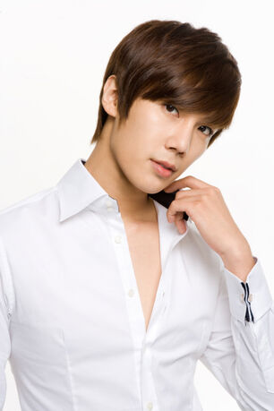 Park jung min.jpg