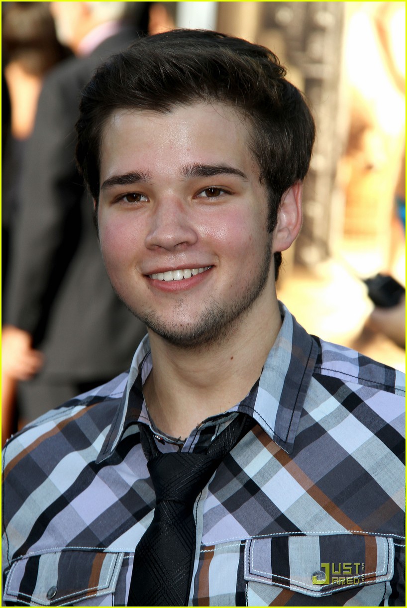 Nathan Kress - Picture Gallery