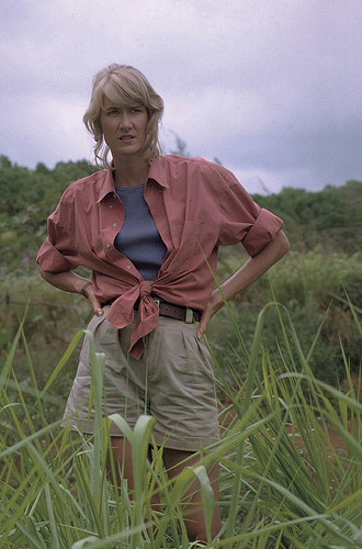 Ellie Sattler - Park Pedia - Jurassic Park, Dinosaurs, Stephen Spielberg