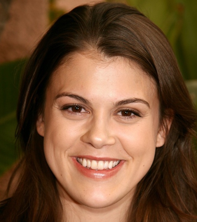 Lindsey Shaw - Images Colection