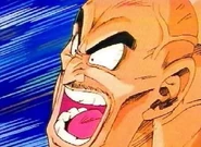 Nappa atacando furiosamente