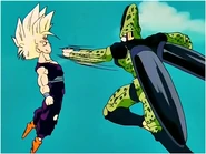 Gohan equivando el ataque de cell