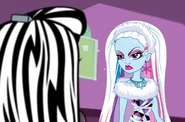 MonsterHigh-Abbey4