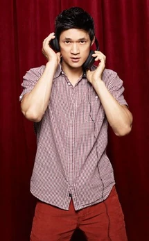 http://glee.wikia