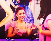Tumblr lqxgm1xFSh1qieo7ho1 500