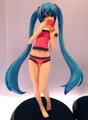 R&C figurine