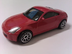 NissanZred