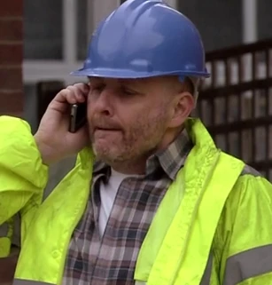 Builder (Simon Smithies)