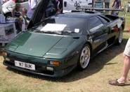 800px-Lambo.diabolo.green.arp