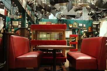 HIMYM701a - 01
