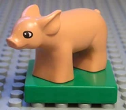 Duplo pig1