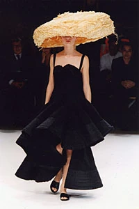 Yohji-Yamamoto Mo