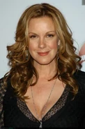 Elizabeth Perkins