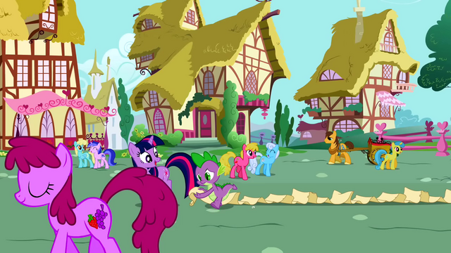http://images3.wikia.nocookie.net/__cb20111025115245/mlp/images/thumb/d/d3/Spike's_big_list_sprawled_out_behind_him_S2E3.png/640px-Spike's_big_list_sprawled_out_behind_him_S2E3.png