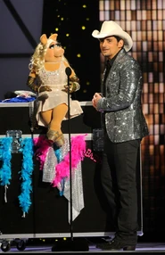 Brad Paisley 2011 CMAs