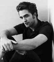 12458 Robert-Pattinson-should-be-illegal
