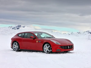 Ferrari-FF-01