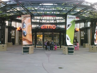 MuppetbannersAMCDisneyland