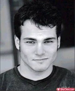 Eye-candy-shawn-roberts-3