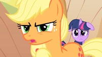 Applejack tries to talk to Braeburn S1E21