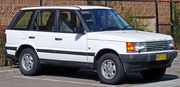 800px-1995-1998 Land Rover Range Rover (P38A) 4.0 SE wagon 05