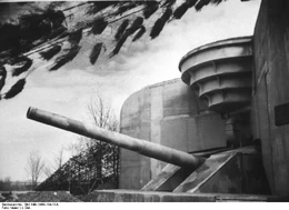 Bundesarchiv Bild 146-1986-104-10A, Atlantikwall, Batterie 'Todt'