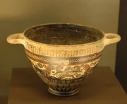 Skyphos genius animals Louvre MNB2030