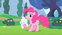 Pinkie Pie striking pose S2E13
