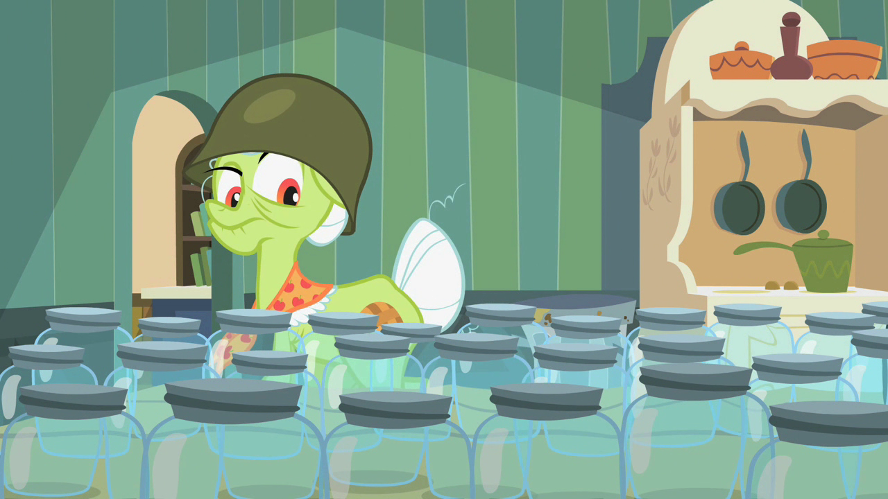 Granny_Smith_inspecting_jars_1_S2E12.png