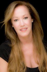 Sally Davis.png