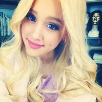 Ariana blonde