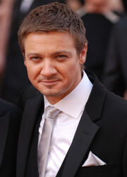 Jeremy Renner - army mil-66454-2010-03-09-180356