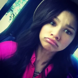Zendaya 023